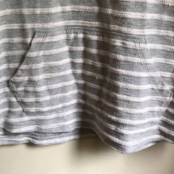 Style & Co. Lightweight Sweatshirt - Picture 3 of 7